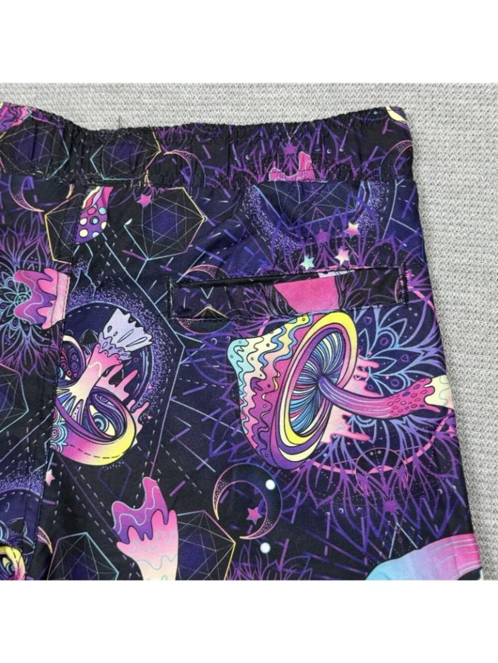 Kronic Prints Psychedelic Swim Trunks Mens S UV Protection Trippy Shorts NEW